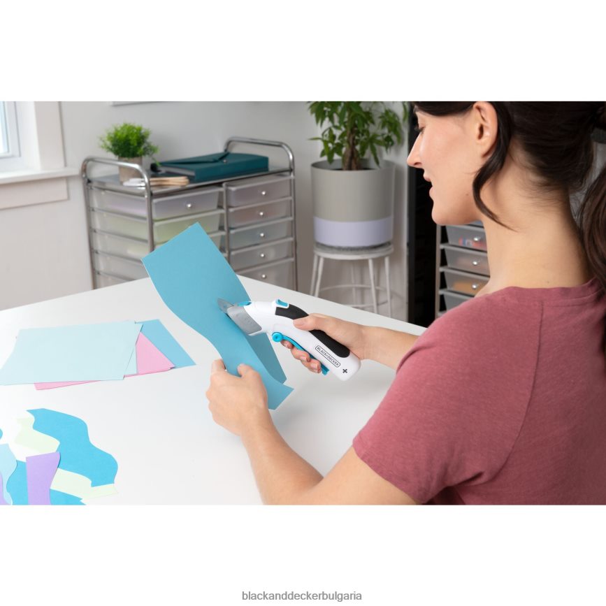 дом и начин на живот бг BLACK+DECKER 4v max електрическа ножица плат безжична и презареждаща се през USB V8R6ZD146