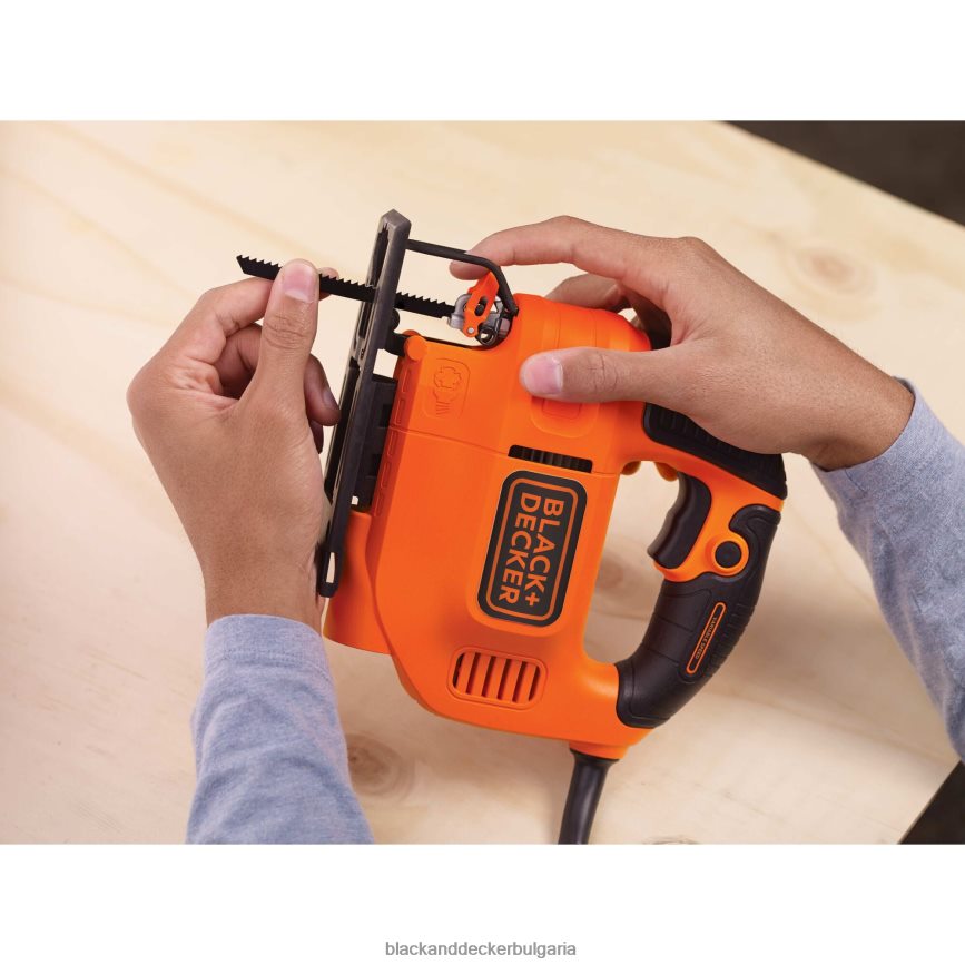 инструменти бг BLACK+DECKER прободен трион 4.5 -amp V8R6ZD650